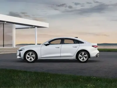 Usata Audi A5 Advanced 204 CV (150 kW) 2024 Argento Coupé