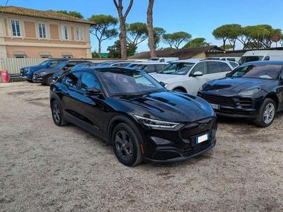 Usata Ford Mustang Standard Range 269 CV (197 kW) 2022 Nero Monovolume
