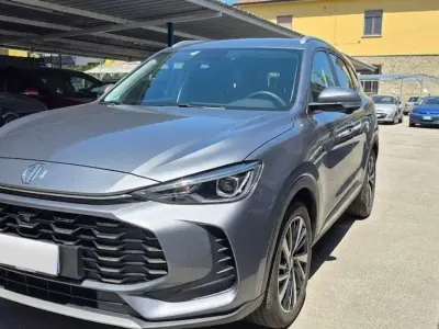 Nuova MG ZS Luxury 102 CV (75 kW) 2026 SUV