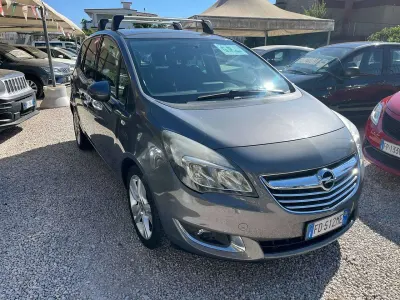 Usata Opel Meriva 120 CV (88 kW) 2016 Grigio Monovolume