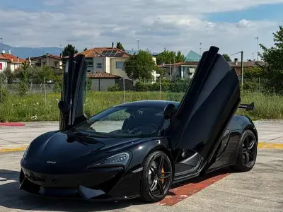 Usata McLaren 540C 540 CV (397 kW) 2017 Coupé