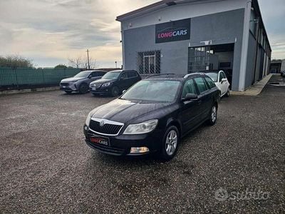 Occasion Skoda Octavia Elegance 105 ch (77 kW) 2013 Noir Break