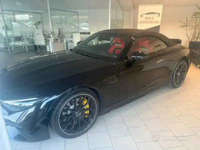 Usado Mercedes SL63 AMG AMG 585 CV (430 kW) 2022 Negro Descapotable