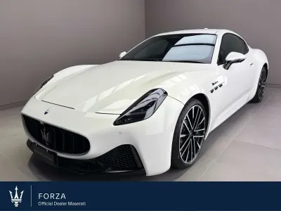 Nuova Maserati Granturismo 489 CV (359 kW) 2025 Bianco pastello Coupé