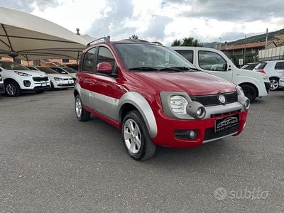 Usata Fiat Panda Cross Cross 75 CV (55 kW) 2010 Rosso Utilitaria