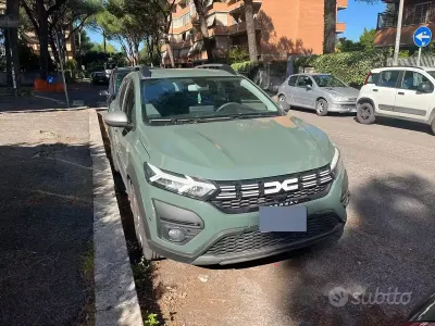 Usata Dacia Sandero Stepway 91 CV (66 kW) 2023 Verde Berlina