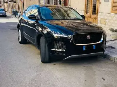 Usata Jaguar E-Pace R-Dynamic 150 CV (110 kW) 2020 Nero SUV