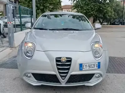Usata Alfa Romeo MiTo Distinctive 120 CV (88 kW) 2015 Grigio Utilitaria