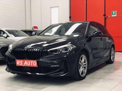 Käytetty BMW 118 M Sport 150 HP (110 kW) 2023 Musta Viistoperä