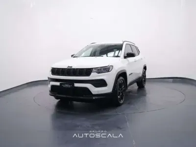 Usata Jeep Compass Night Eagle 131 CV (96 kW) 2023 Alphine white SUV