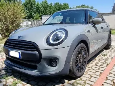 Usata Mini ONE Business 102 CV (75 kW) 2020 Grigio Utilitaria