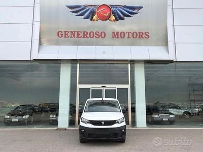 Usata Peugeot Partner 100 CV (73 kW) 2018 Bianco Monovolume