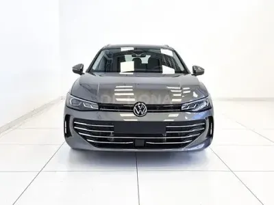 Nuova VW Passat Business 204 CV (150 kW) 2025 Grigio Station wagon