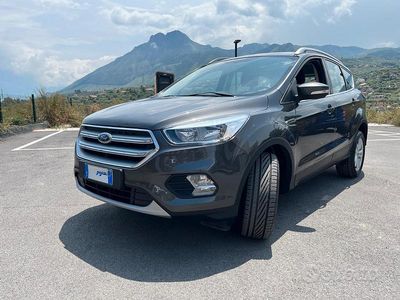 Usata Ford Kuga Business Edition 120 CV (88 kW) 2017 SUV
