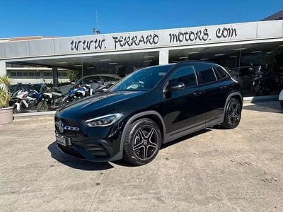 Usata Mercedes GLA200 Premium 150 CV (110 kW) 2022 Nero SUV