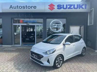 Usata Hyundai i10 XPrime 67 CV (49 kW) 2024 Grigio Utilitaria