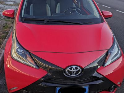 usata Toyota Aygo 5p 1.0 x-play m-mt my15