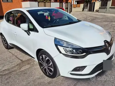 Usata Renault Clio IV Intens 90 CV (66 kW) 2016 Bianco Berlina