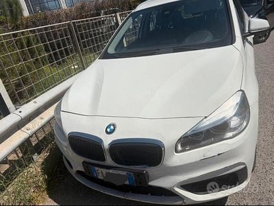 Begagnad BMW 218 150 HK (110 kW) 2015 Vit Minibuss