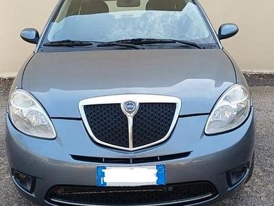 Usata Lancia Ypsilon 75 CV (55 kW) 2008 Grigio Utilitaria