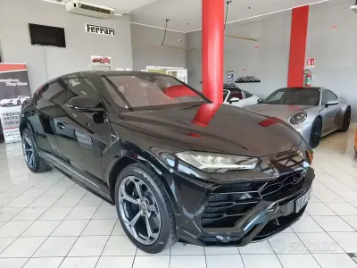 Usata Lamborghini Urus