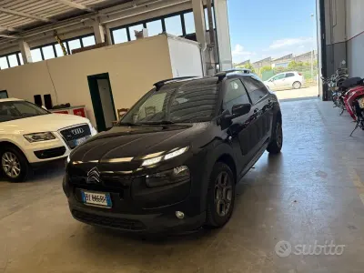 Usata Citroën C4 Cactus Feel 99 CV (72 kW) 2015 Nero Utilitaria