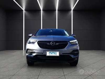 Usado Opel Grandland X Ultimate 131 CV (96 kW) 2021 Gris SUV
