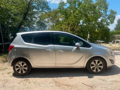 Usata Opel Meriva 2010 Grigio Monovolume