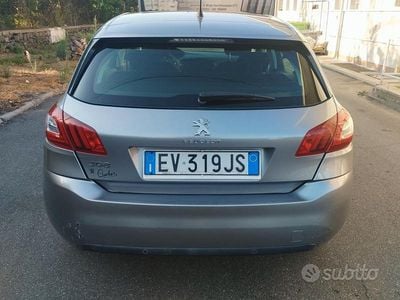 Usata 2014 Peugeot 308 Berlina | 4900 € (Ottimo prezzo)