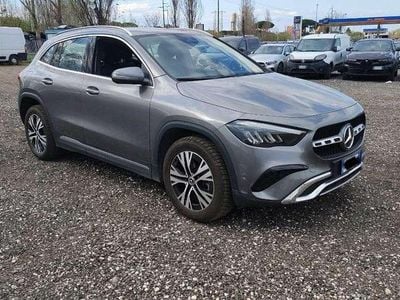 Usata Mercedes GLA250 Advanced 163 CV (119 kW) 2023 Grigio scuro SUV