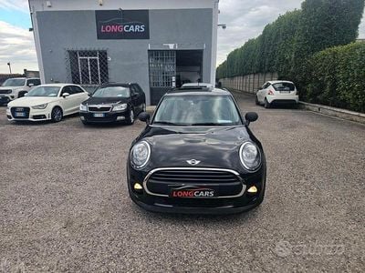 Usata Mini ONE 75 CV (55 kW) 2016 Nero Utilitaria