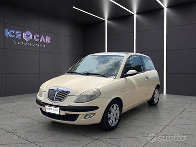 Usata Lancia Ypsilon 95 CV (69 kW) 2005 Giallo Utilitaria