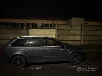 Usata Audi A4 140 CV (102 kW) 2005 Grigio Station wagon