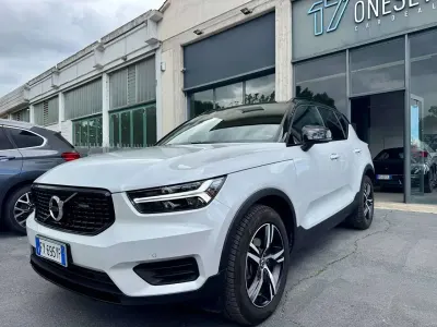 Usata Volvo XC40 R-Design 163 CV (119 kW) 2019 Bianco SUV
