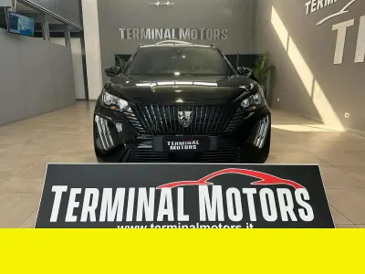 Usata Peugeot 2008 102 CV (75 kW) 2024 Other SUV