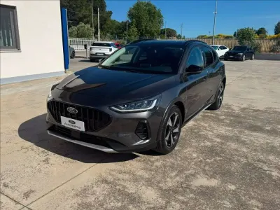 Usata Ford Focus Active 125 CV (91 kW) 2023 Grigio metallizzato SUV