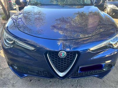 Usata Alfa Romeo Stelvio Executive 180 CV (132 kW) 2017 Blu/azzurro SUV