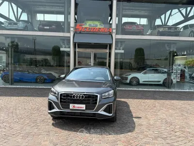 Nuova Audi Q2 S-Line 150 CV (110 kW) 2026 Gray SUV