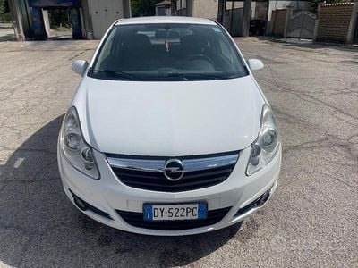 Usata Opel Corsa Club 80 CV (58 kW) 2009 Non specificato Utilitaria