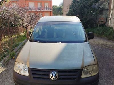 VW Caddy