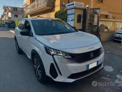 Usata Peugeot 3008 Allure 131 CV (96 kW) 2023 Bianco SUV