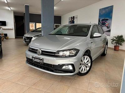 Usata VW Polo R-line 95 CV (69 kW) 2018 Grigio Utilitaria