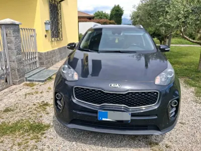 Usado Kia Sportage 115 CV (84 kW) 2016 Negro SUV