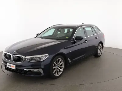 Usata BMW 520 Luxury Line 190 CV (139 kW) 2019 Blu Station wagon