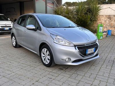 usata Peugeot 208 1.2 VTi 82 CV 5 porte Active