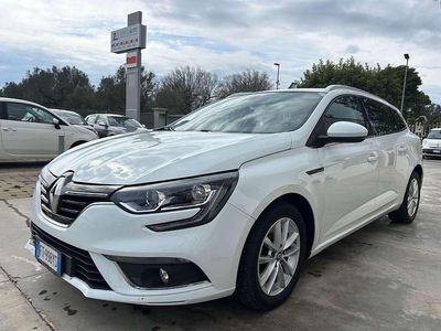 Usata Renault Mégane GrandTour Intens 116 CV (85 kW) 2019 Bianco Station wagon