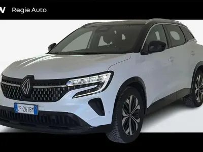 Usata Renault Austral Techno 200 CV (147 kW) 2023 Bianco SUV