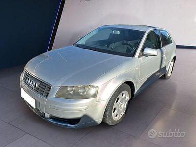 Usata Audi A3 Ambition 105 CV (77 kW) 2004 Grigio Berlina