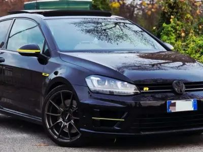 Usata VW Golf VII R 300 CV (220 kW) 2016 Berlina