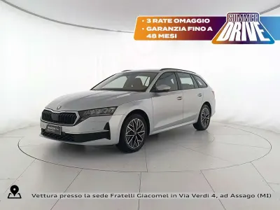 Usata Skoda Octavia Executive 150 CV (110 kW) 2025 Argento brillante metallizzato Station wagon